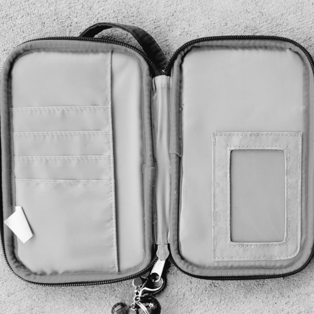 4+ Clutch collection with matching tote.